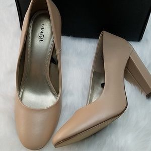 Nude heels